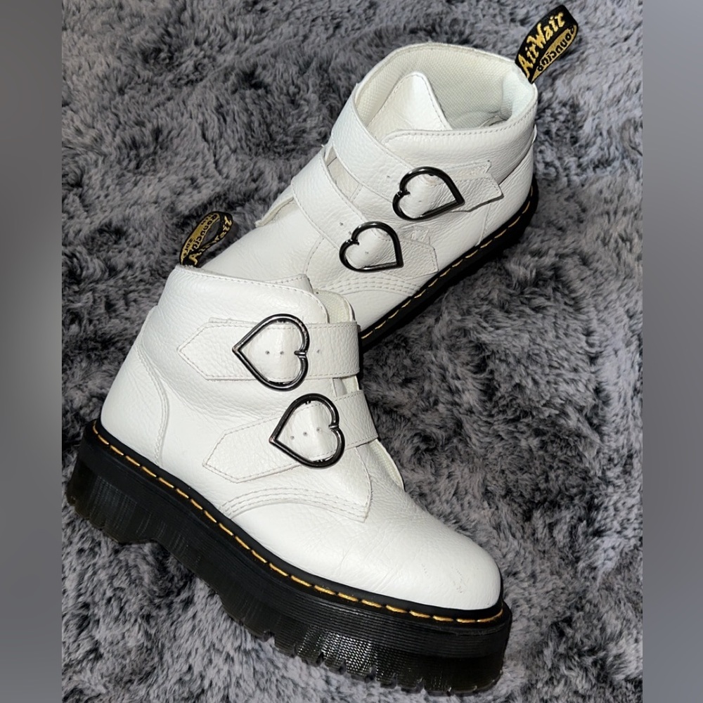 Dr. Marten White Devon Heart